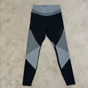 NIKE dri-fit color block geometric black grey just do it leggings w/ back pocket